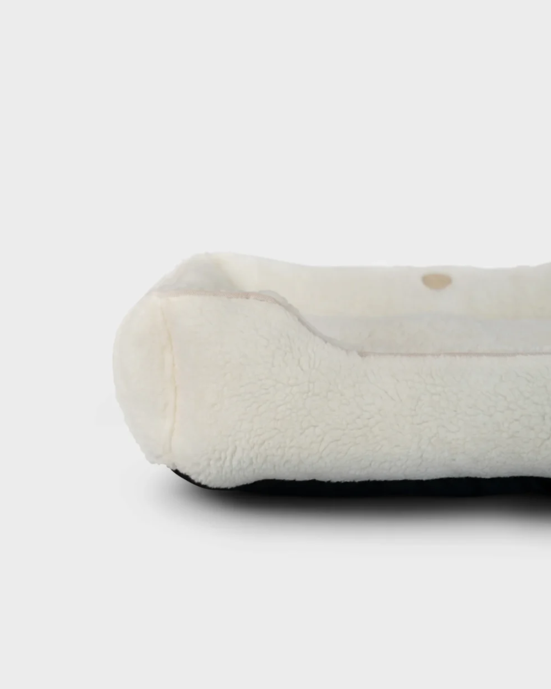 Furry Sleeper Dog Bed - Beige product detail 3