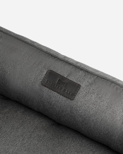 Primer plano de Chester & Lee | Cotton Sleeper - Cama para perros gris, vista 1