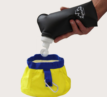 Alpha Pak Gallatin collapsible dog bowl with 1-liter water bladder