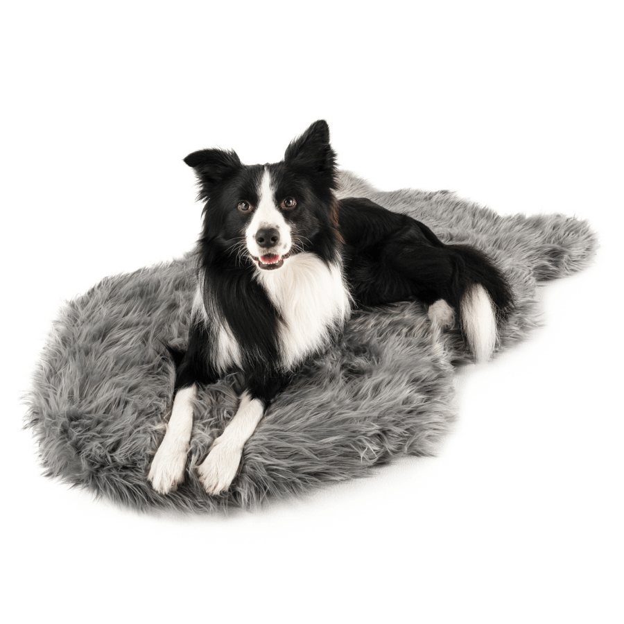Additional view of PupRug® Faux Fur Orthopedic Dog Bed - Curve Charcoal Grey — view 2