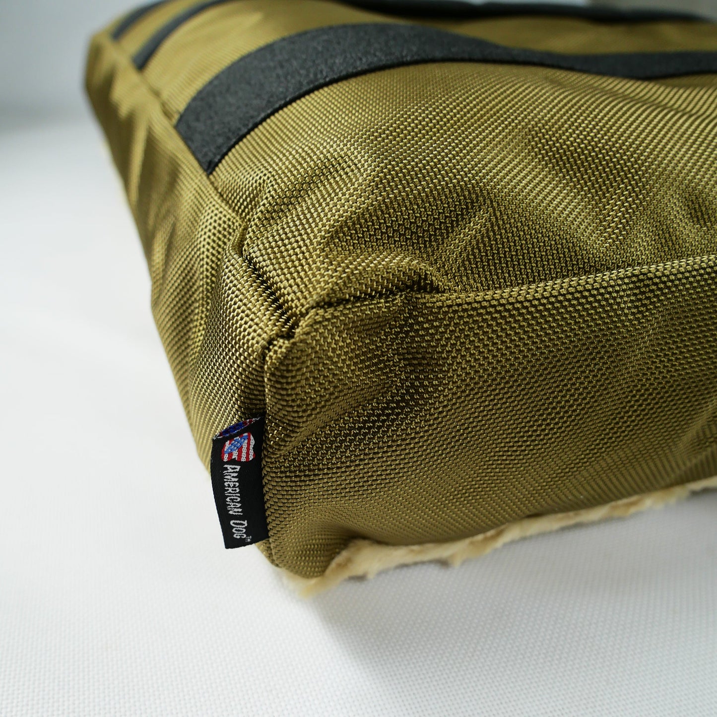 Cama rectangular para perro Furvana™