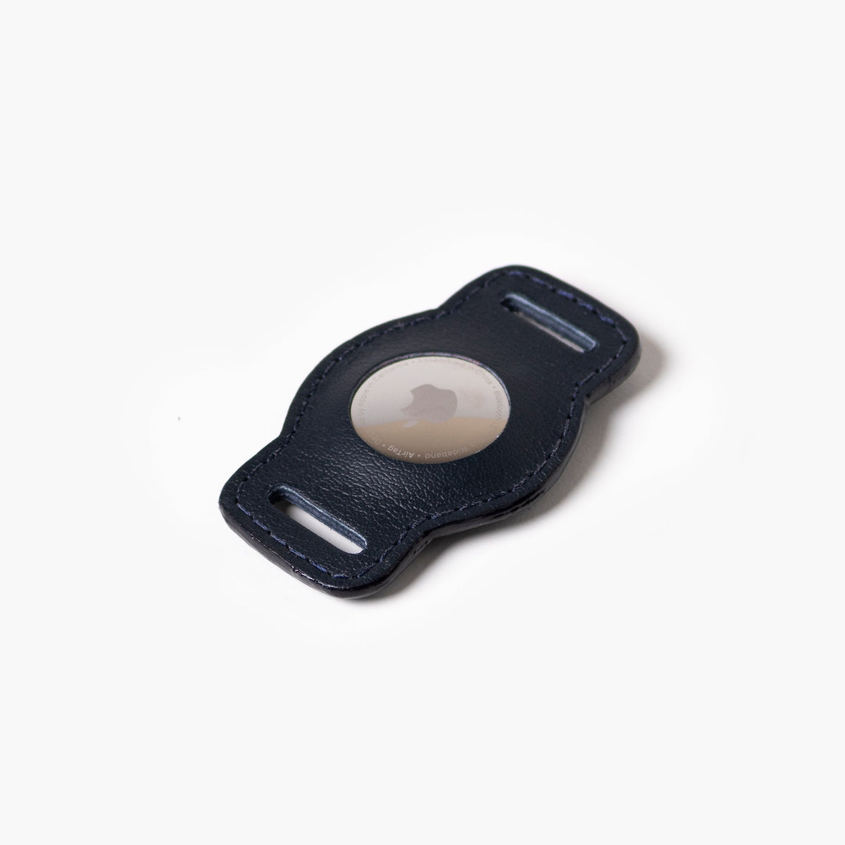 Soporte para AirTag Midnight de Ramona For You - vista frontal