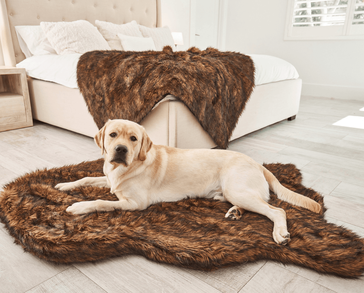 Additional view of PupRug® Faux Fur Orthopedic Dog Bed - Curve Brown — view 2