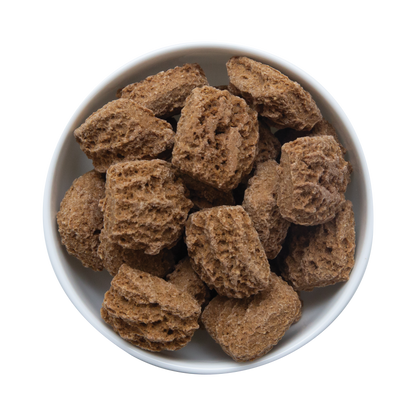 Premios de granola Blueberry Ruffin en un tazón