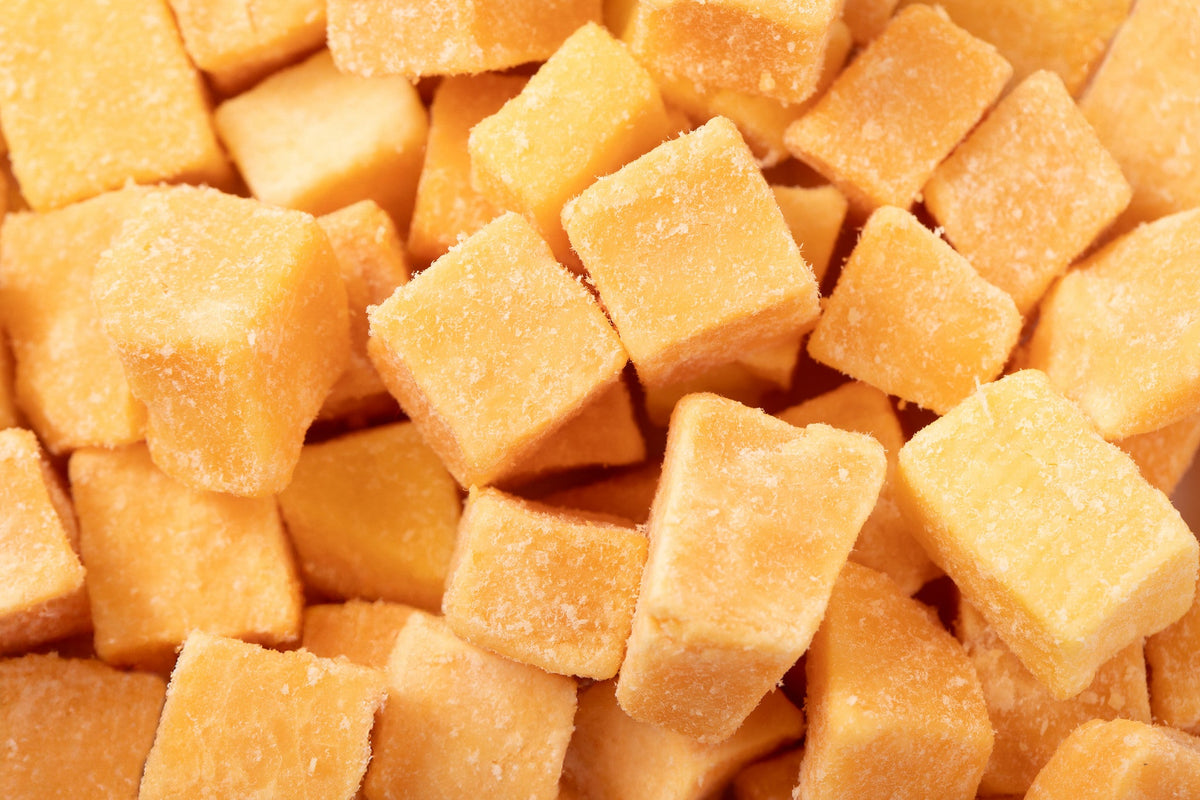Freeze-Dried Cheddar Cheese Dog Treats product detail 2