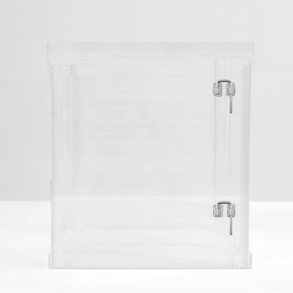 Medium clear acrylic pet crate by Hiddin