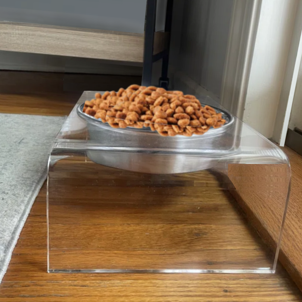 Clear single silver feeder filled with food