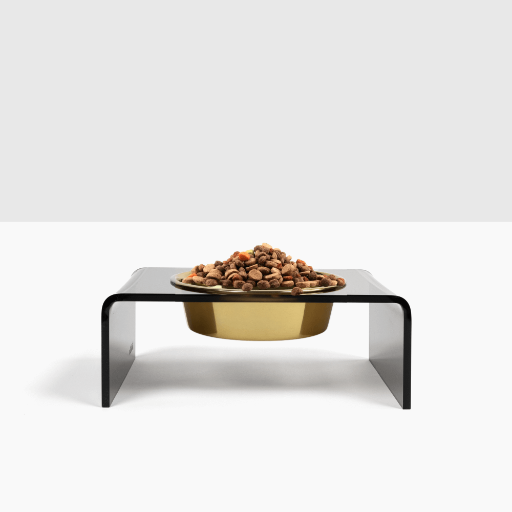 Lifestyle view of Single Smoke Grey Feeder in use in black