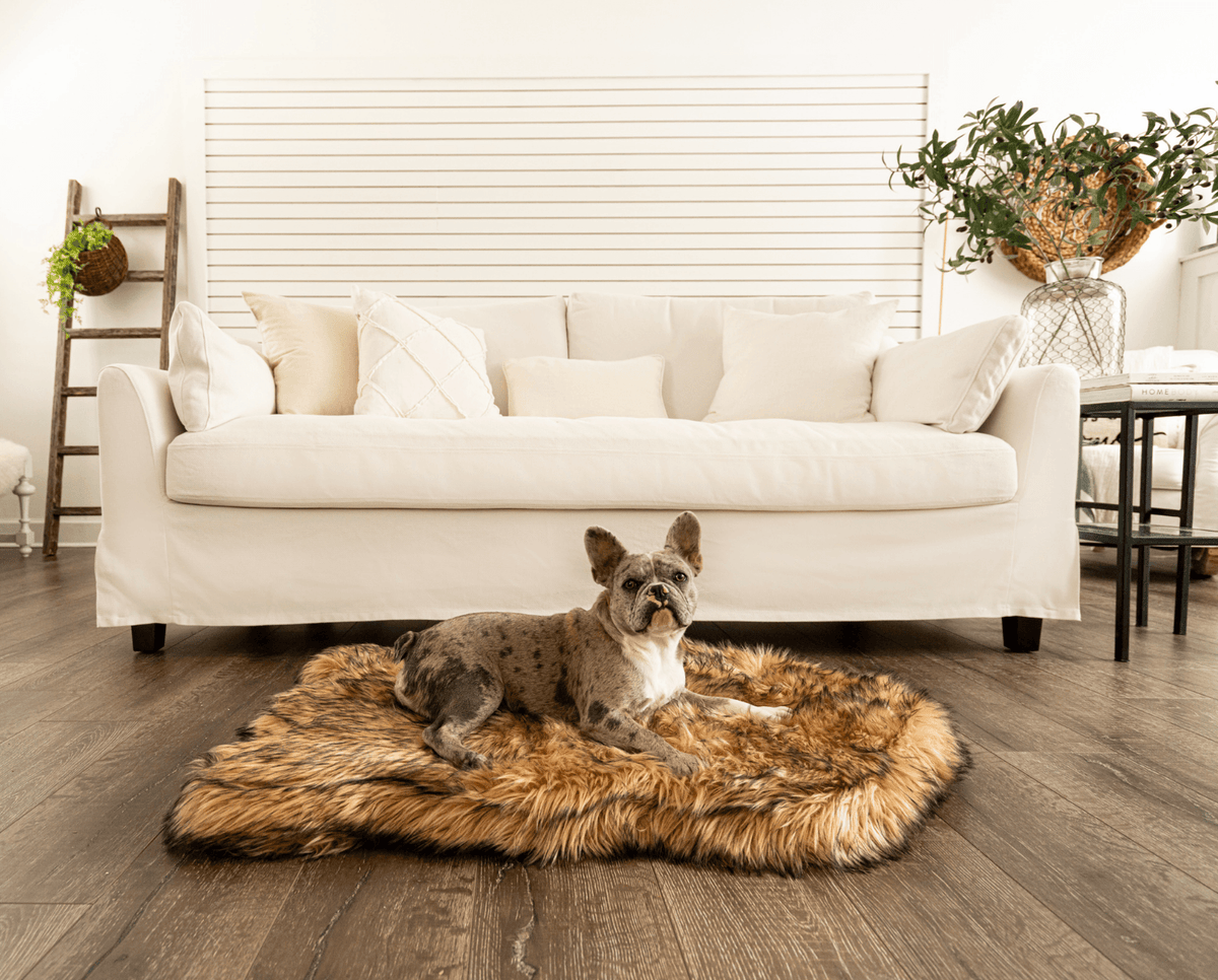 PupRug Curve Sable Tan dog bed alternate angle