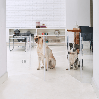 Hiddin medium crate wall panels arranged as zig-zag pet gate